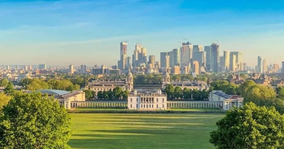 Situated In Greenwich Cutty Sark Riverside London 0*,